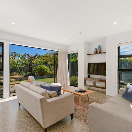 Tenby Apartments Wanaka Bagian luar foto